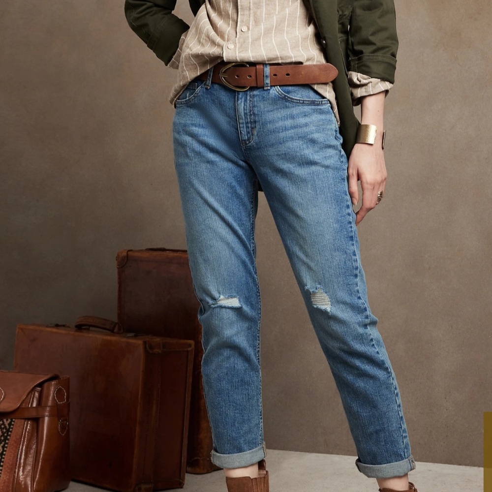 Banana Republic Medium Wash Distressed Girlfriend Jeans